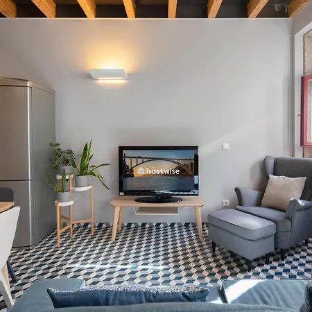 Stylish Luxurious House - River View Holiday home